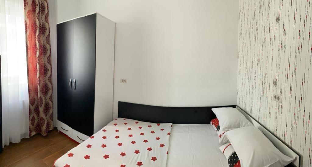 Twin Residence Five Mamaia Zimmer foto